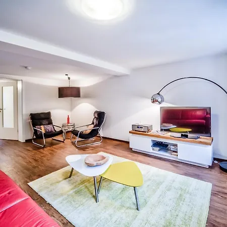 Appartement To Hous Montjoie