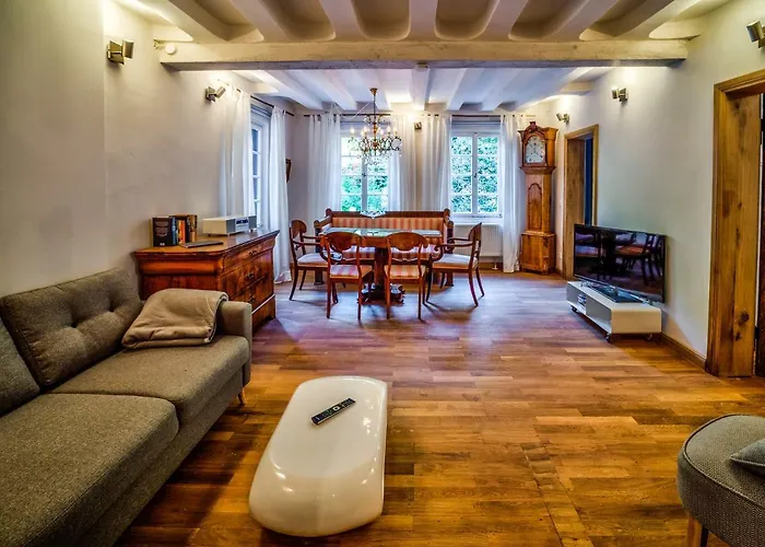 To Hous Διαμέρισμα *